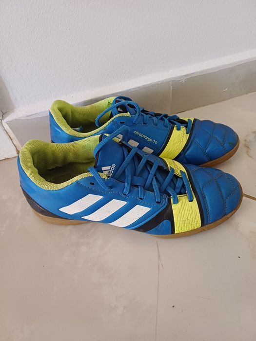 Футболни маратонки