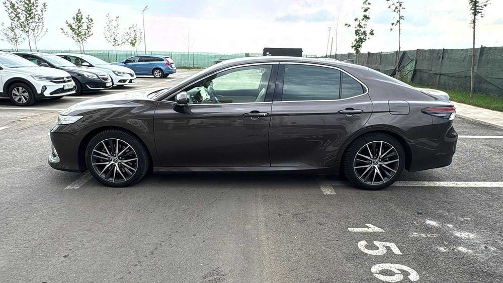 Vanzari Auto Toyota Camry