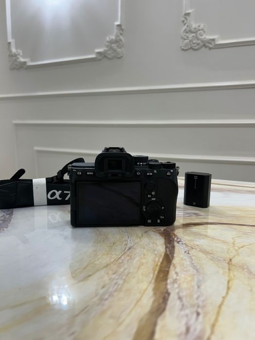 Sony A7 mark IV Отлично Състояние