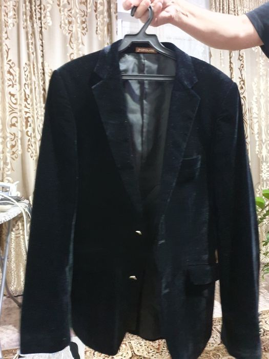 Мужской пиджак чёрный