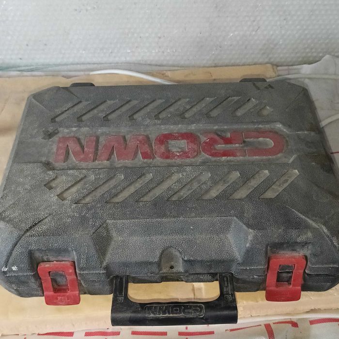 Продам Перфораторы Crown