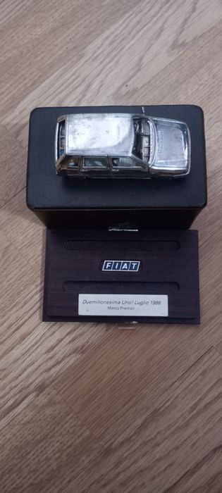 Vand Masinuta Unica din Argint .200 g