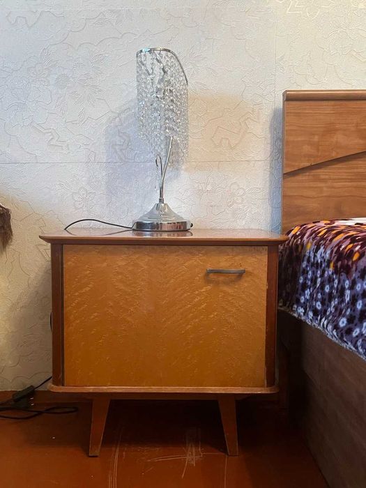 Продам полированный шифоньер