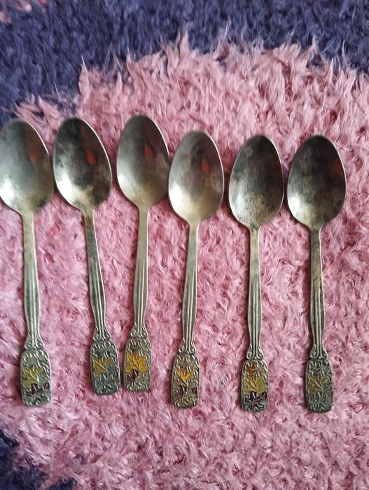 Ложки старинные  краска