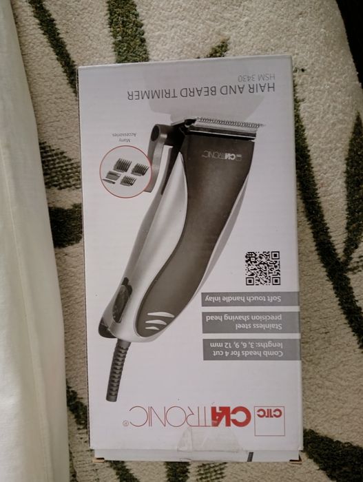 Mașină tuns Clatronic nouă.