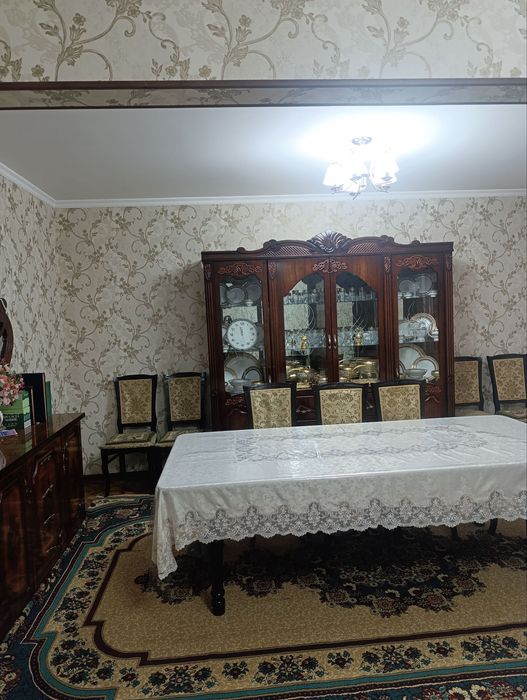 Стенка, горка для гостиный