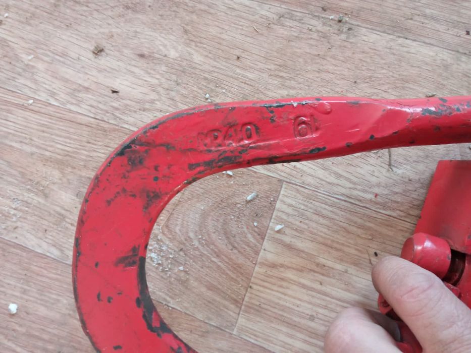 Лира, паук, кран