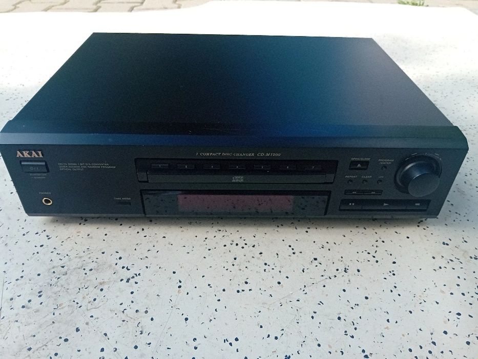Cd player Akai CD-M 1200 DEFECT