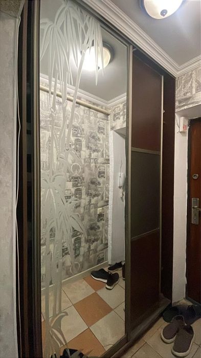 Продам шкаф купе для прихожий