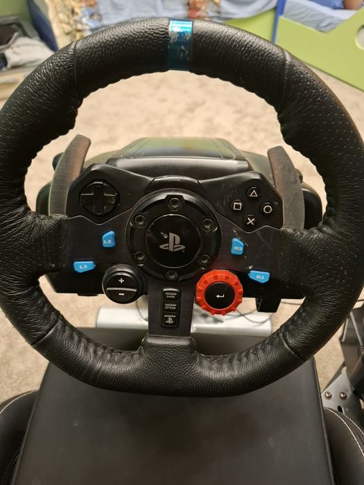 Рейсинг симулатор комплект - Playseat Evolution + Волан Logitech G29 + Shifter