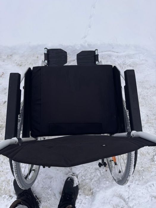 Инвалидный коляска