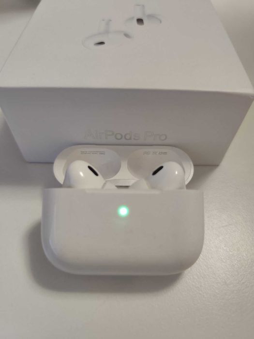 AirPods Pro 2 с MagSafe – много запазени, пълен комплект