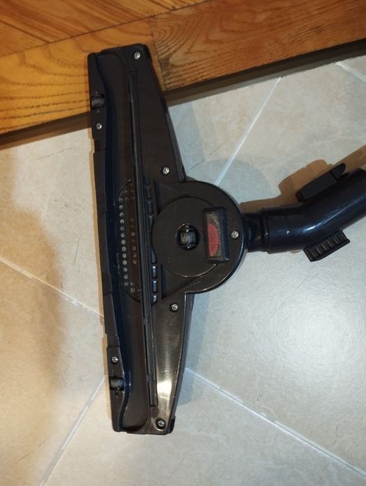 Пылесос LG проводной