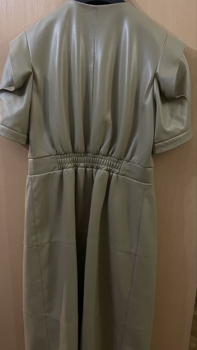 Продам платье из эко- кожи 12 Storeez