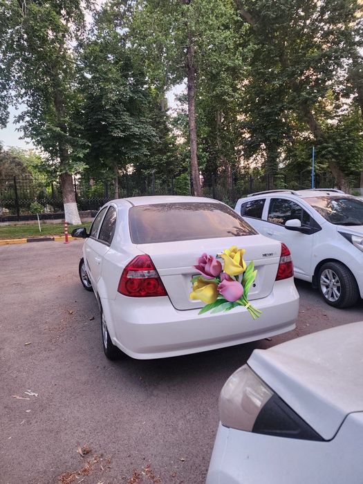 Nexia 3 yaxshi xolatda