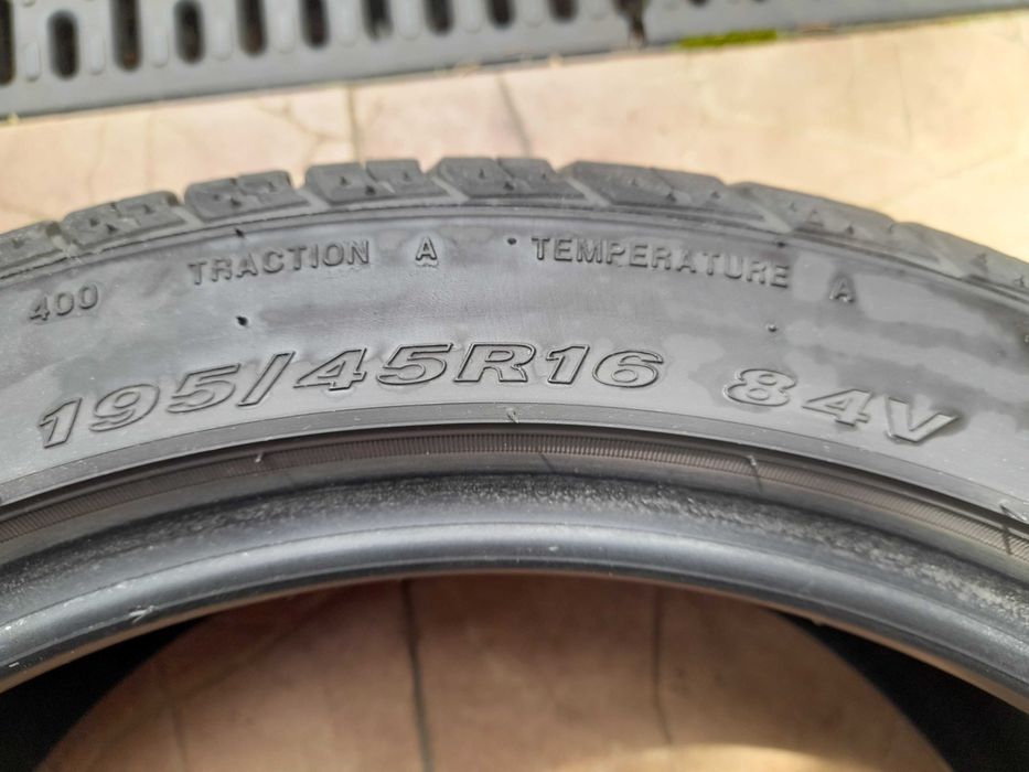 4 бр. Летни гуми Nexen N blue HD plus 195/45 R16 84V