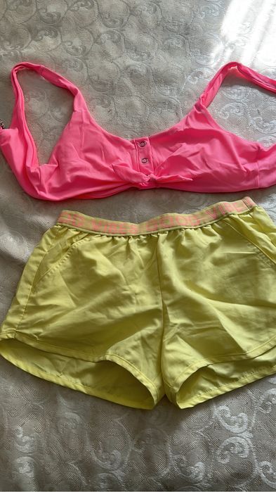 Купальники женские