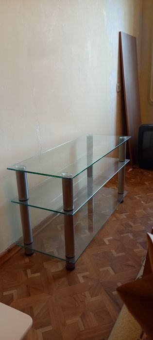 Продам стеклянную тумбу под тв