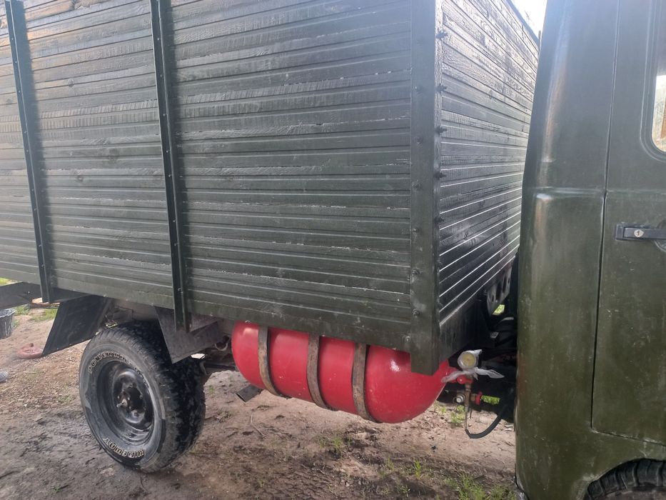 УАЗ грузавая машина