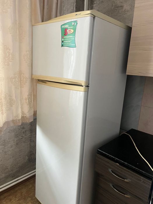 Продам холодильник