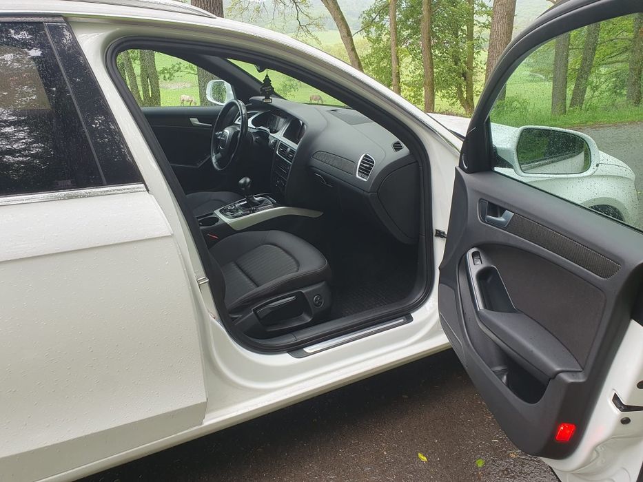 Audi a4 b8  2.0 tdi 2010