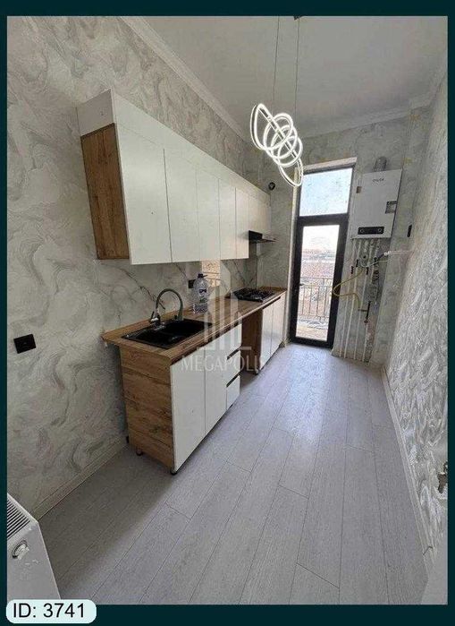 sharq 1 da 1 xona tayyor kvartira sotiladi №3741