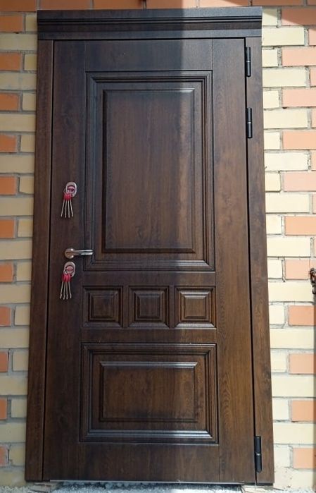 Установка металлических дверей