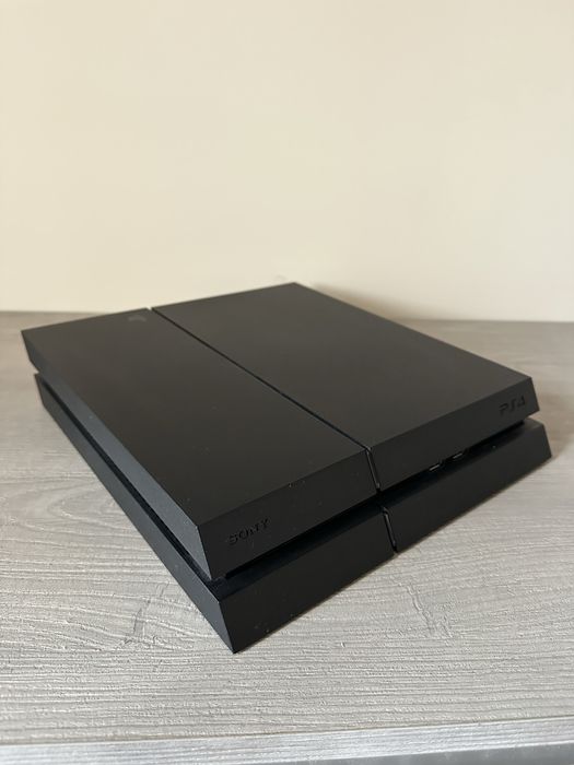 Sony PlayStation 4