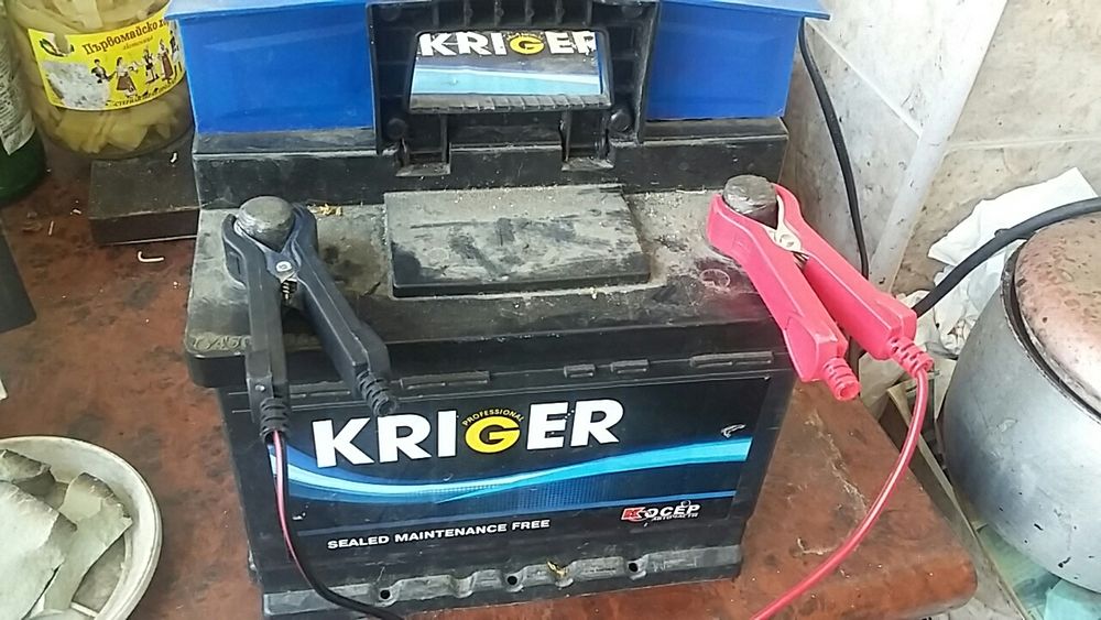 Зарядно Einhell CC - BC 4 M