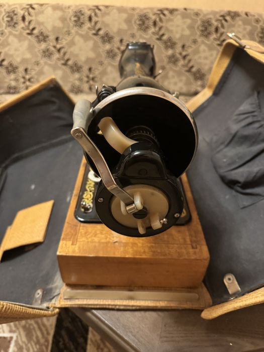 Швейная машинка