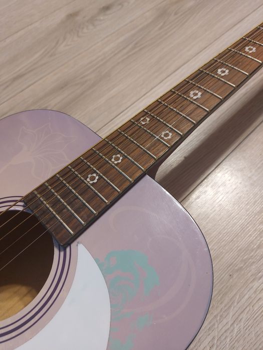 Vand Chitara Acustica Disney Hannah Montana