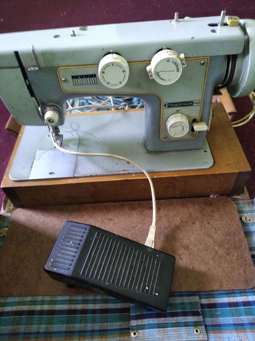 Tikuv mashina sotiladi