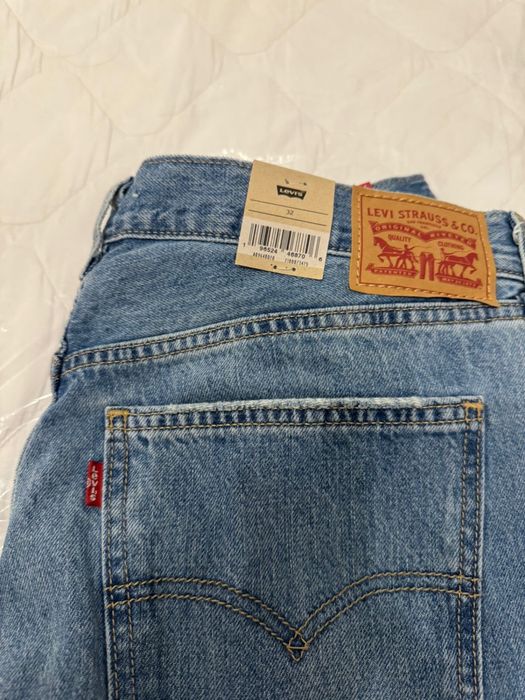 Джинсы Levis, новые, модель Low Pro, рр- 32 (L)