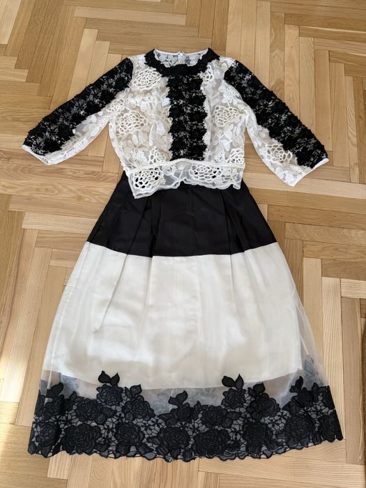Продам костюм женский