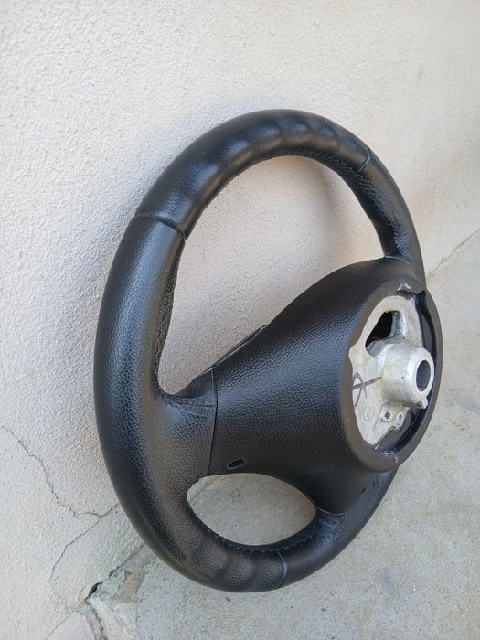 Volan bmw e90,e91,e92,e93,e87,e81,e88,e82