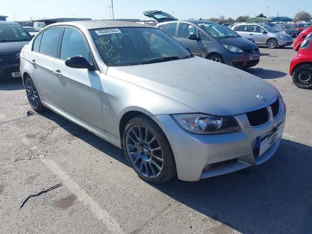 На части бмв е90 320  173кс н45