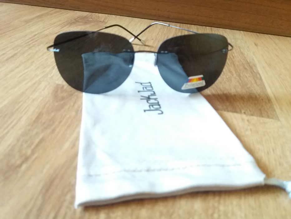 Ochelari de soare polarizati titanflex rama ultra flexibila NOI !