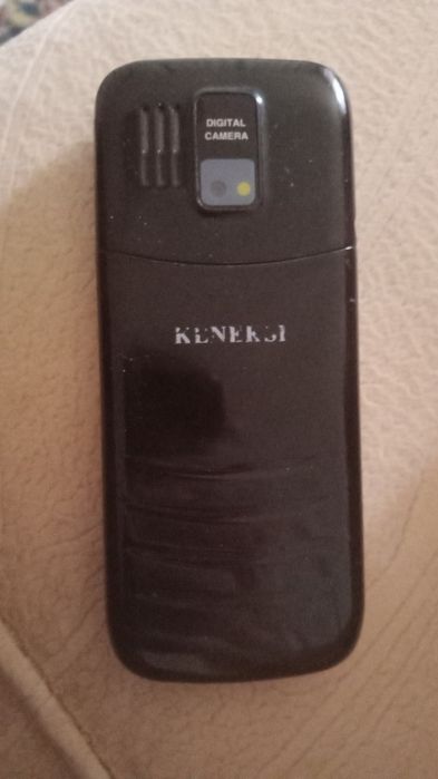 Продам телефон за 6000