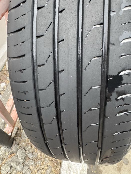 Продам шины 215/55/17 максис