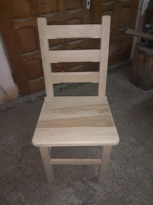Mobilă lemn masiv