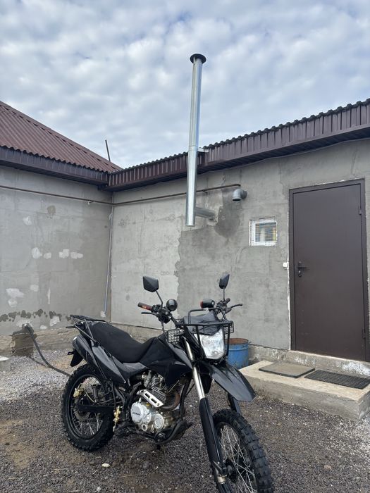 Мотоцикл эндуро 250куб