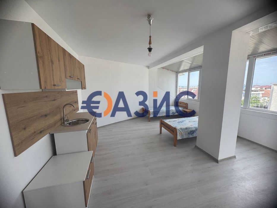 Продава се Тристаен апартамент в с. Равда, Област Бургас - 155 кв.м за 485 €/кв.м - Снимка #2