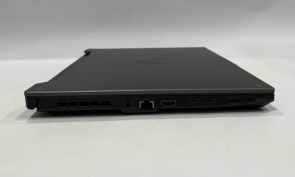 Геймърски лаптоп AMD Ryzen 7 6800H, RTX 3060 6GB, 16GB ram