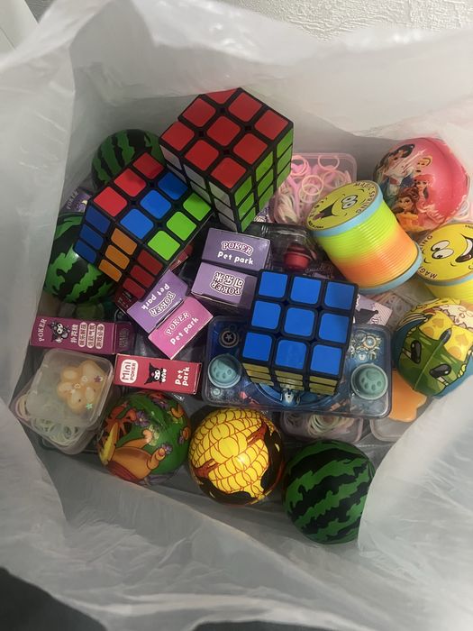 Продам игрушки для хватайки