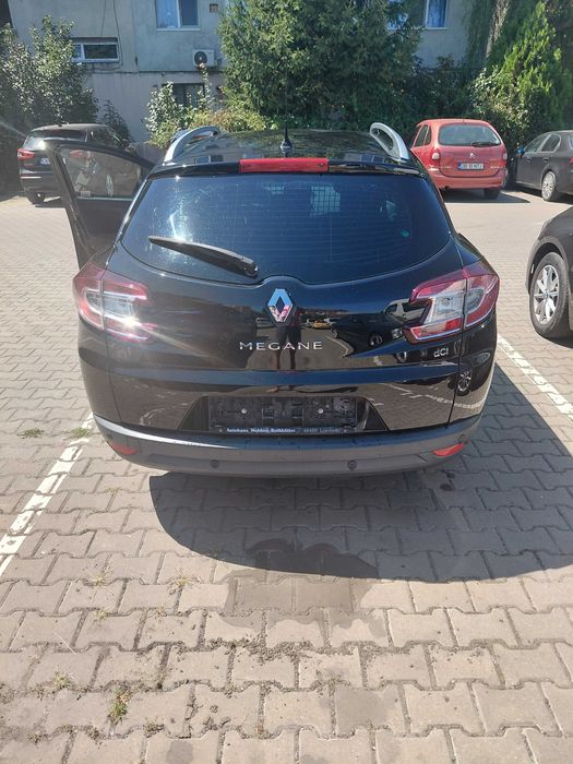 Vand renault megane 3 break septembrie 2015,3700 euro negociabi
