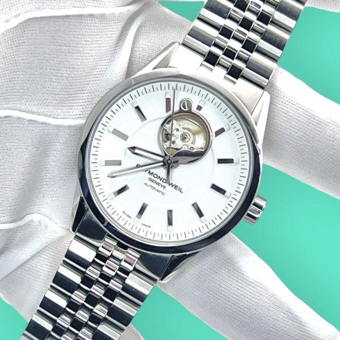 RAYMOND WEIL Freelancer Open Heart нов модел мъжки часовник