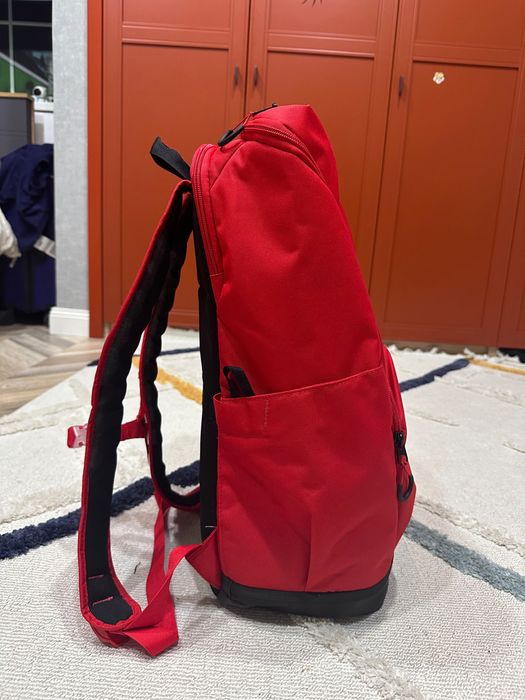 рюкзак nike elite red