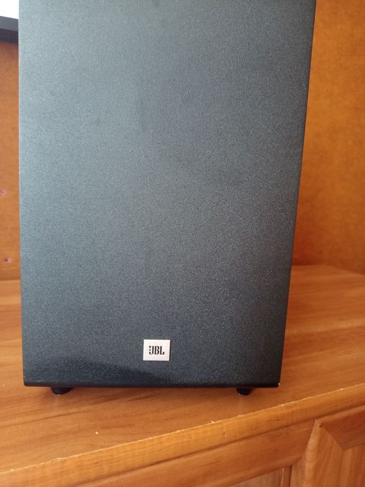Субуфер jbl sb170