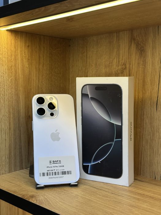 айфон 16 про белый е