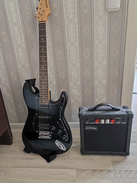 Продам электрогитару